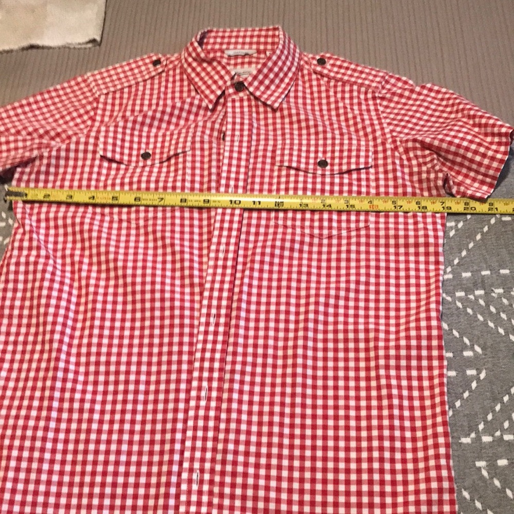 Red gingham short sleeve